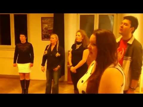 Magic Song Énekiskola - Gyakorló énekóra - Beéneklés - 002