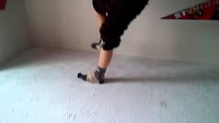 Walking on the ceiling😝😂