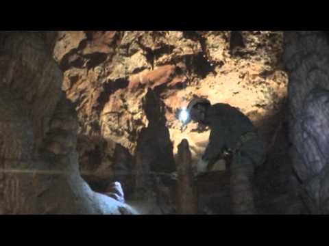 Spéléo JNSC Igue du Fennet (Lot).wmv