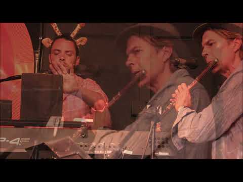 Thumbnail for Giraffe Party - Comeback (Light Therapy) (Josh Rouse) by Josh Rouse