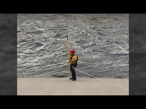 2 swept away in Albuquerque arroyo, 1 presumed dead