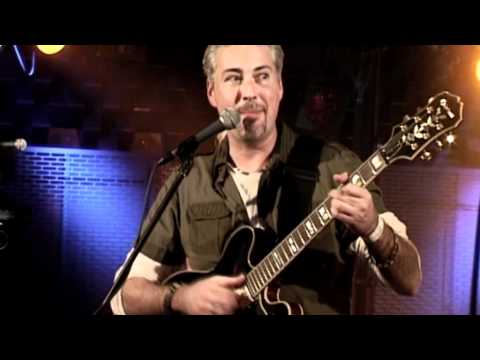 Emil.RuleZ! - Ébresztő (A38)