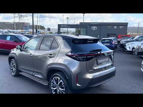 Video of Toyota Yaris Cross 1.5 Hybrid Sol 5dr Steps