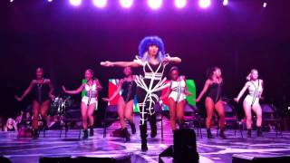 Nicki Minaj - Bedrock (Toronto, August 13th, 2011)
