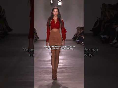 Yasmin Wijnaldum for Roberto Cavalli SS'19 ✨ #supermodel #supermodels #runway #catwalk #topmodel 