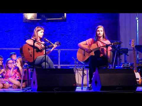 17 - Stella & Chiara - More Than Words - Count on me - Love Someone