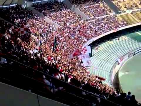 Coro ultras Bari  -Salento regione di quale nazione?!