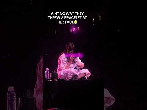 Billie Eilish’s Fans Are INSANE... 😭