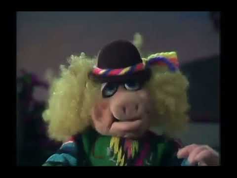 The Muppet Show - 306: Jean Stapleton - “Tico Tico” (1978)