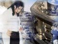 Michael Jackson scared of the Moon 