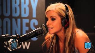 Lindsay Ell Debuts New Song on the Bobby Bones Show (Full Interview)
