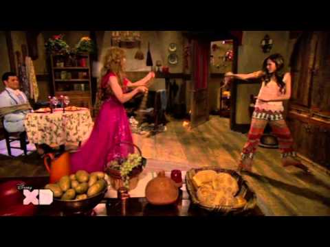 Pair of Kings: Mikayla fights Pitricia (Fatal Distraction)