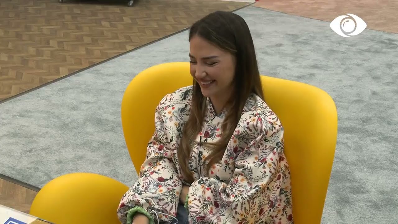 Je lojtare/ Olta-Kiarës: Po e shfrytëzon Luizin!