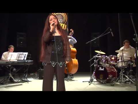 ANNE CZICHOWSKY sings "ROUND MIDNIGHT" at final of INT.JAZZ VOICES CONTEST, Lithuania 2009