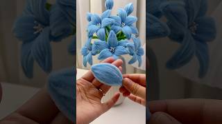 DIY pipe cleaner blue lily flower gift#diy #flowers #gift #craft #handmadegifts #diygift #handcraft