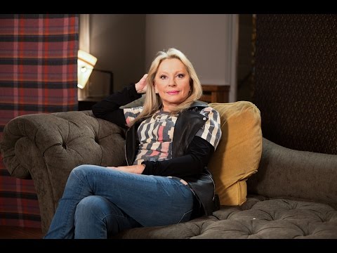 Alcaline, le Mag : Teaser Véronique Sanson en interview