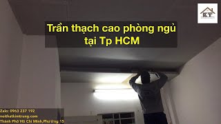 Trần thạch cao phòng ngủ đơn giản