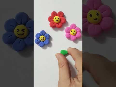 DIY Clay flower keychain making idea 😊💕clay art #shorts #shortfeed #diy #viralshorts
