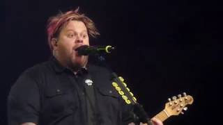 Bowling For Soup "Girl All The Bad Guys Want" Live @ Birmingham O2 Academy