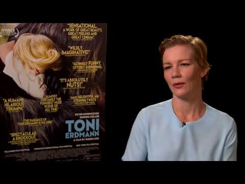 afbeelding Sandra Huller dishes the "really complicated story" of "Toni Erdmann"