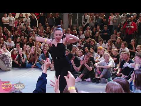 Ćwierćfinał Waacking - Byla vs Zuza || Rytm Ulicy 2019