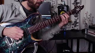 Video thumbnail for The best way to sit with your electric guitar: Performaxe aluminum leg rest with Claudio Pietronik by Performaxe