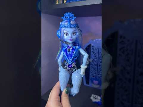 Abbey Bominable got a second doll and she’s gorg!#monsterhigh #monsterhighg3 #unboxing #abominable