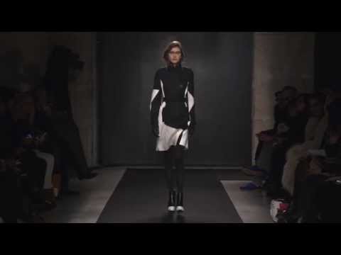 ATSURO TAYAMA Fall Winter 2015 - Paris Fashion Show