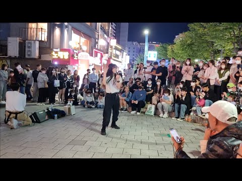 SATURDAY. YU KAGAWA & SHINHWA. CUTE FABULOUS BUSKING. HONGDAE.