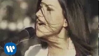 Laura Pausini - Menos mal (Official Video)