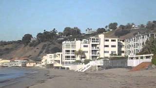 preview picture of video 'Malibu, California: The houses at Carbon beach'