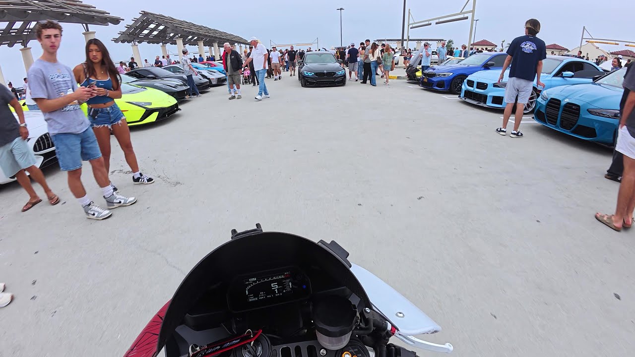 Yamaha R1 Goes to Cars & Coffee