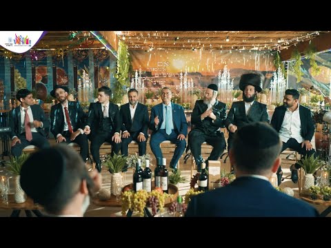 סוכות מירושלים - וְשָׂמַחְתָּ בְּחַגֶּךָ: ענקי הזמר המזרחי והחסידי בסוכתו של ראש העיר משה ליאון