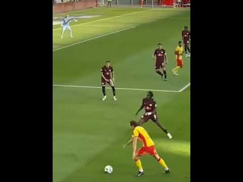 La 1ère passe décisive de Florian Thauvin avec le RC Lens