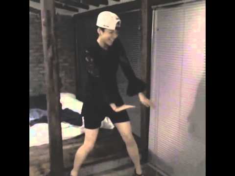 Amber showing off her feminine side