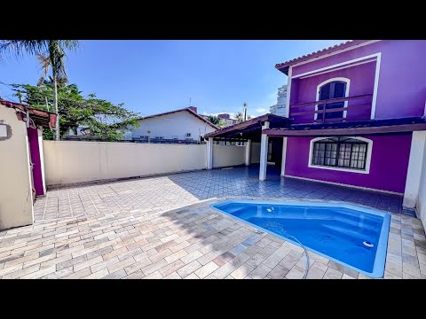 🏡 Casa à venda em Bertioga | Centro, próxima à praia, com piscina e lazer