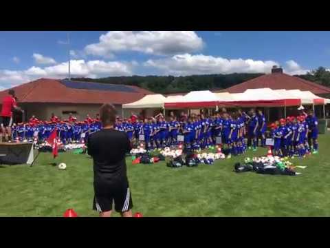 FC Crissier - Camp de foot - échauffement en musique