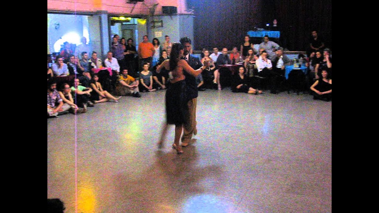 CHRISTIAN MÁRQUEZ y VIRGINIA GÓMEZ "LOS TOTIS" en Viva La Pepa (3/4)