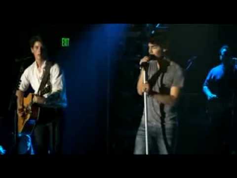 Jonas Brothers  'Turn Right' /ESPAÑOL/ingles