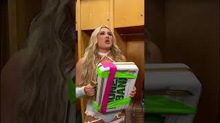 Tiffany seems to have fixed her briefcase… sorta