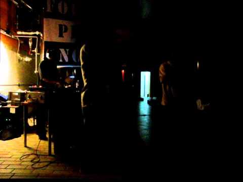 DTR TAROBA DJ DENNON NA CERVEJARIA RIOPRETANA  MUSICA (ASAS DTR).wmv