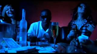 Young Problems &amp; Mike Jones Feat  Gucci Mane   BOI