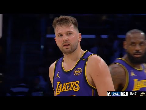 Luka Doncic looks PISSED and STARES DOWN Mavs bench after hitting a 3 😳