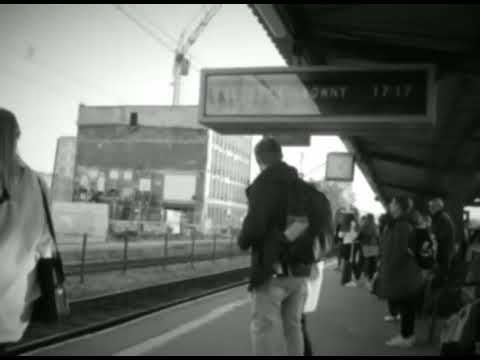 Wjazd pociągu na stację w Kielcach