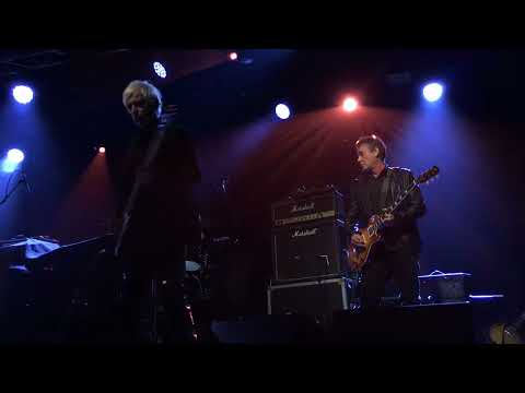 Moles - B-Movie - Manchester Academy - 17 December 2022