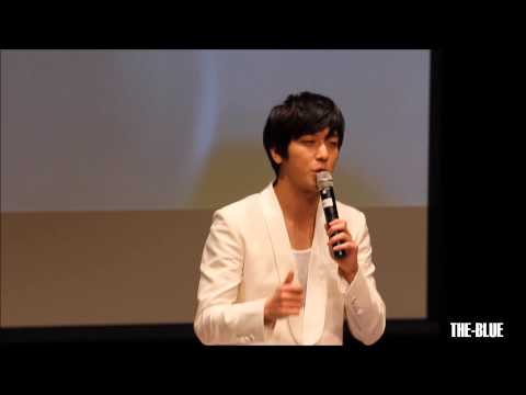 [FANCAM] 150201 JungYongHwa Fansign Apgujeong