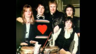 Paul McCartney & Wings ~ Silly Love Songs  (1976)