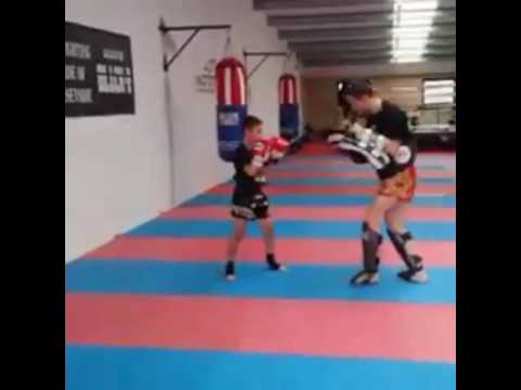 Anthony deary muaythai