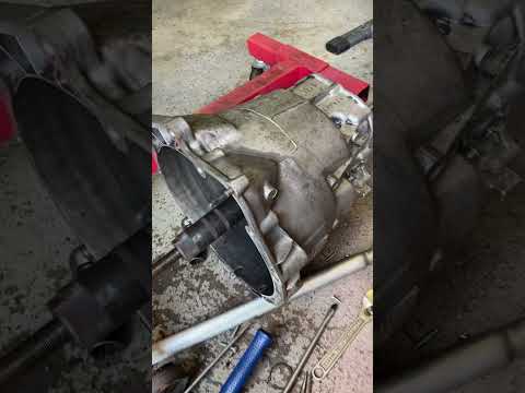 Inside a BMW ZF320 5 speed