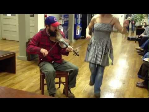 Lonesome John - Miss Moonshine buckdancing Charlie Hunter (f) - Tennessee Valley Fiddlers Convention